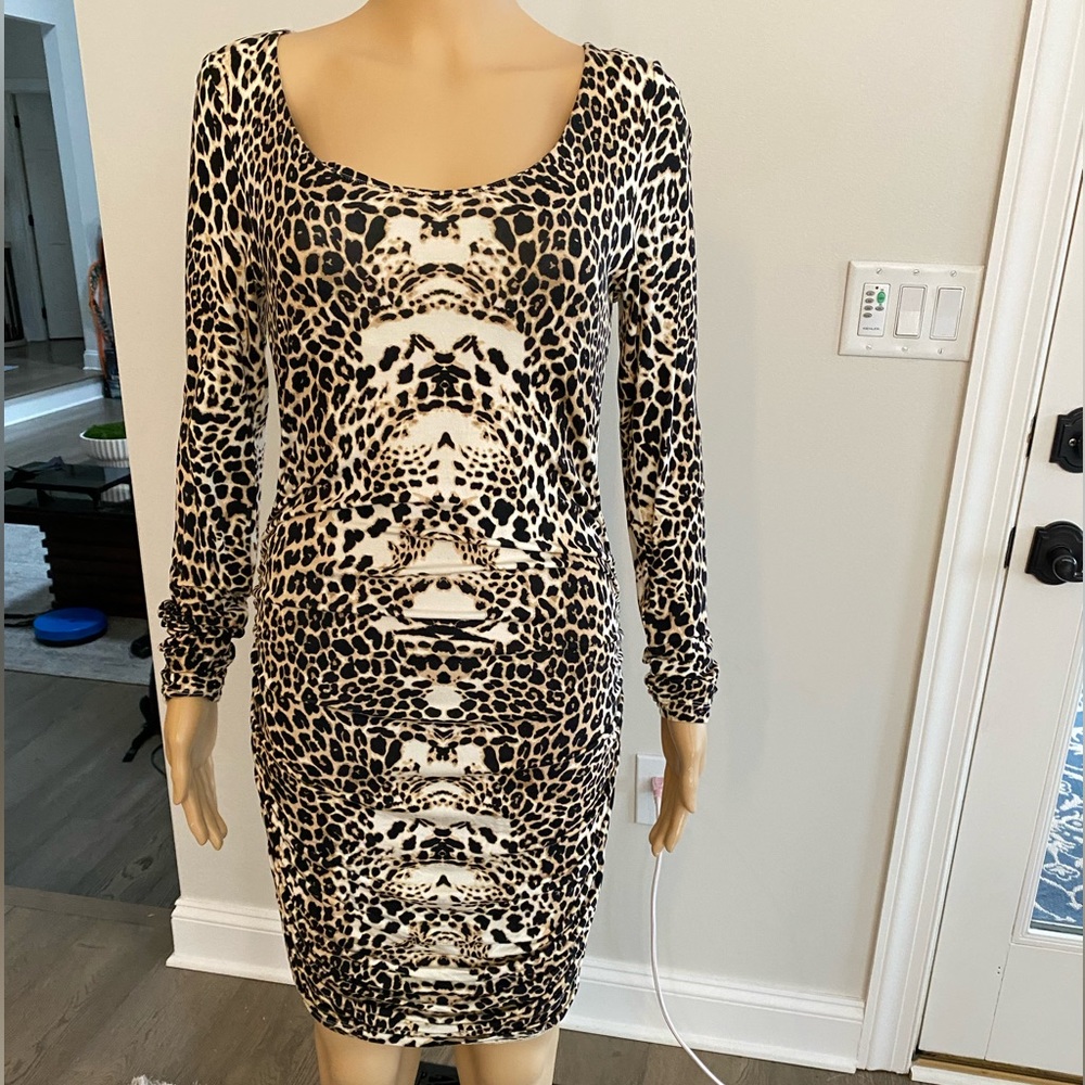 Tart midi dress size M
